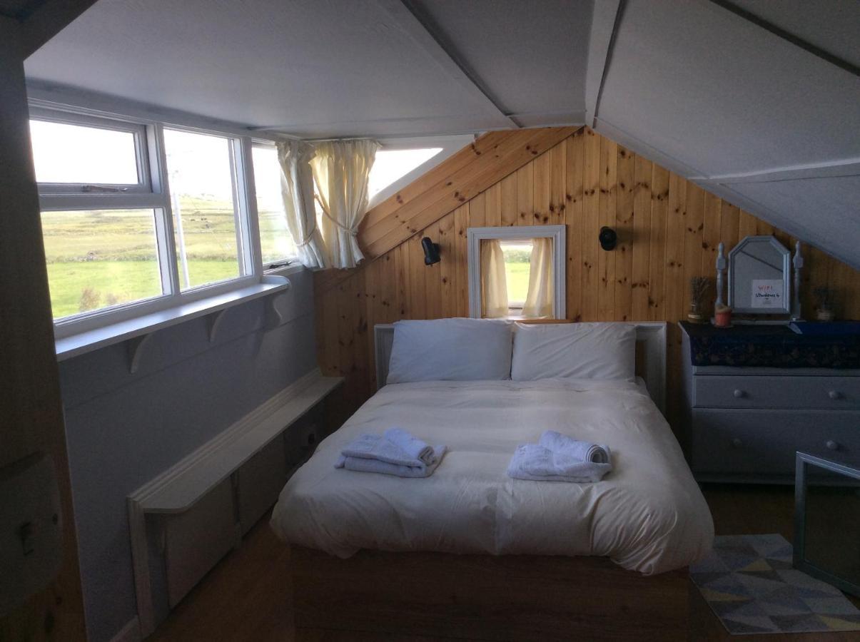 Barkers Accommodation スパニッシュ・ポイント エクステリア 写真