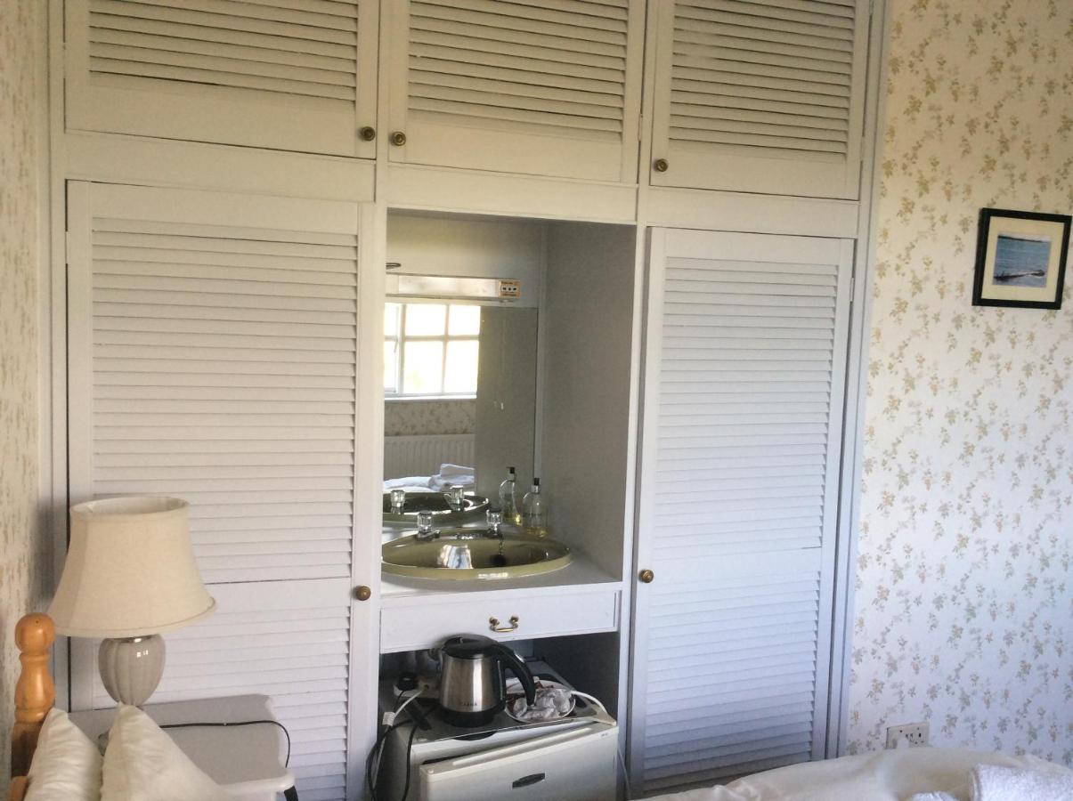 Barkers Accommodation スパニッシュ・ポイント エクステリア 写真